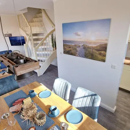 Апартаменты Haus-trischen-whg-03 *